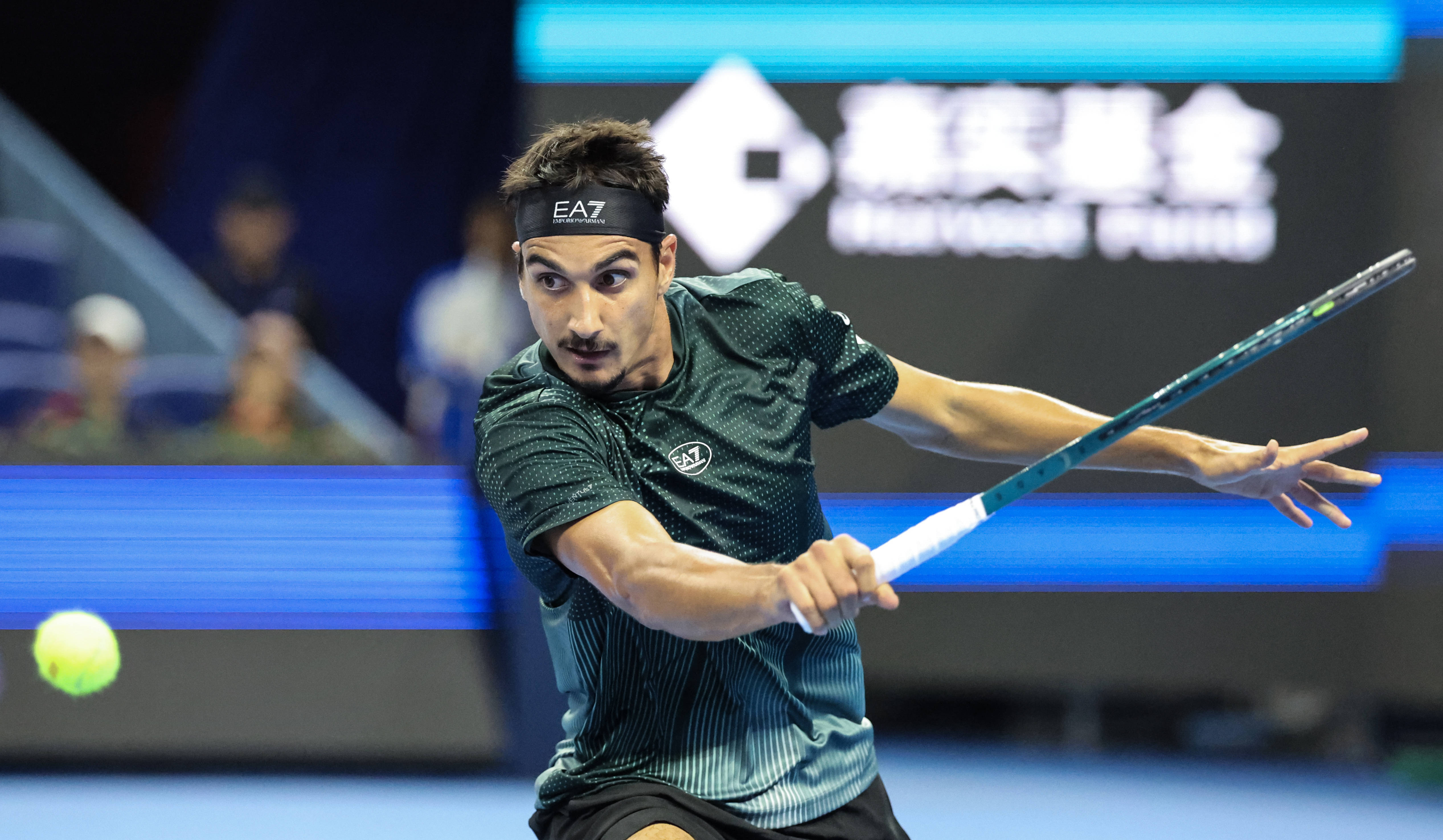 英国网球队爆冷德国网球队，兹维列夫送出助攻的简单介绍